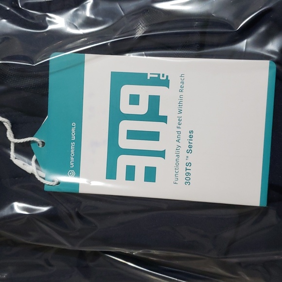 Uniforms World Scrubs for Women Set - Stretch Scrub Top & Pants, 8 Pockets, Sz M - Picture 15 of 16